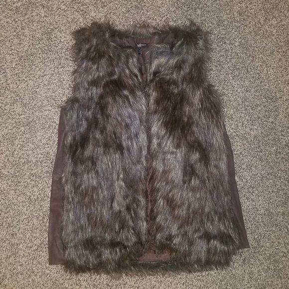 Streetwear Society Faux Fur Vest - Picture 4 of 9